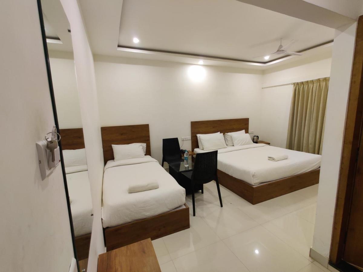 Hotel Airport City Dod Jala Buitenkant foto