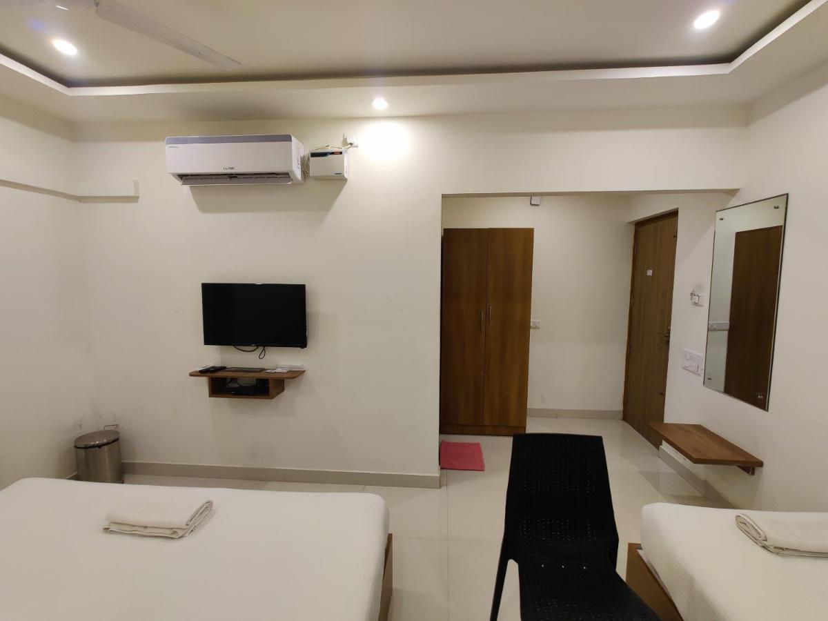 Hotel Airport City Dod Jala Buitenkant foto